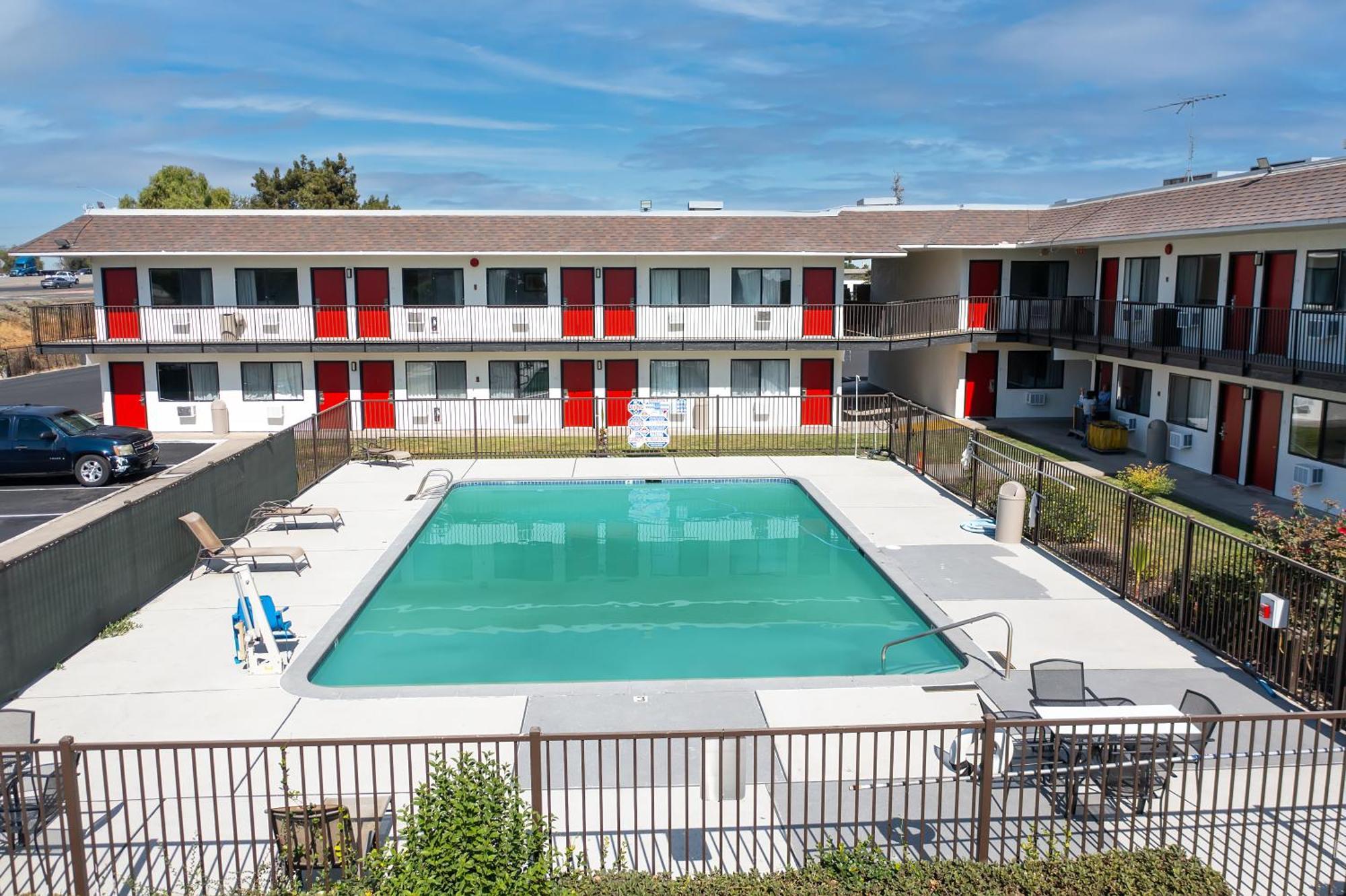 Econo Lodge Stockton Near I-5 Fairgrounds المظهر الخارجي الصورة
