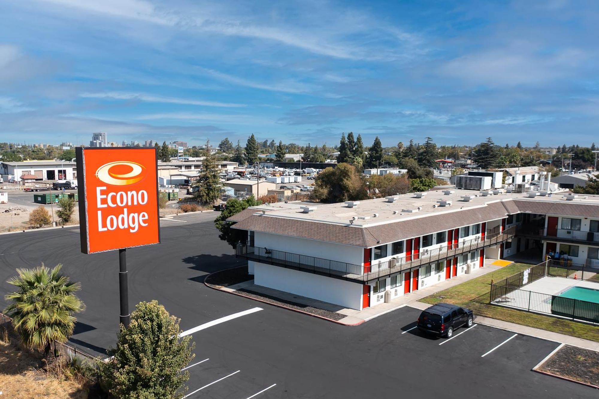 Econo Lodge Stockton Near I-5 Fairgrounds المظهر الخارجي الصورة